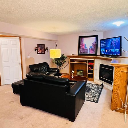 A Classic Homely Basement Suite! Chestermere Экстерьер фото