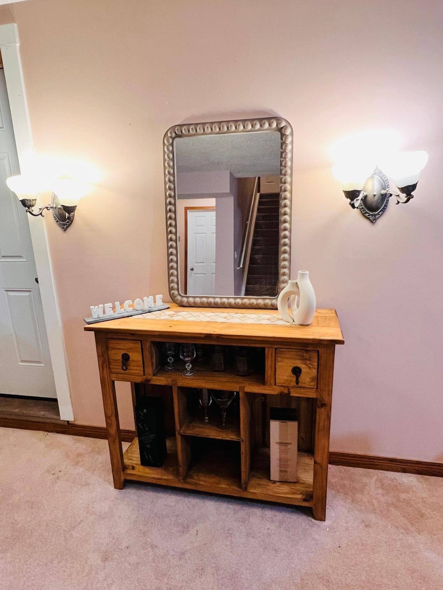 A Classic Homely Basement Suite! Chestermere Экстерьер фото